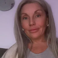 PixieBellx's Profile Pic