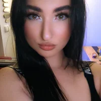 xLaura_Rose's Profile Pic