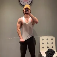 bigdickfreakyyy's Profile Pic