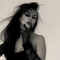 HildBossom's Profile Pic