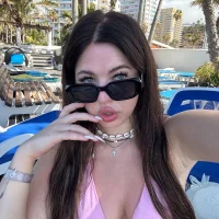 JulieHeets 아바타 사진