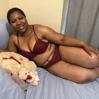 MessyCurvyx's Avatar Pic