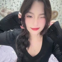 top686970's Profile Pic