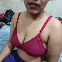 Papiya_1's Profile Pic