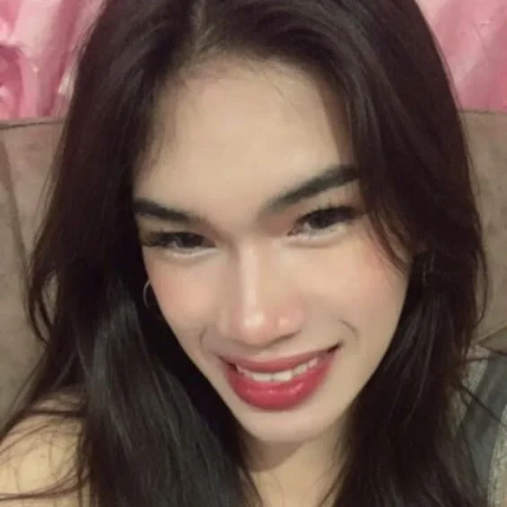 carla_123xxx Stripchat profile image