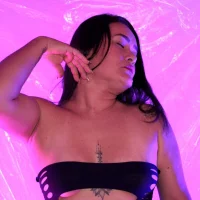 celeste_lewiss' Avatar Pic