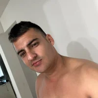 Miche25's Profile Pic