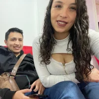 Emily_colombianCouple's Profile Pic