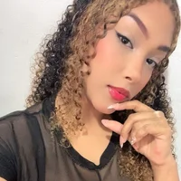 irislovee_'s Profile Pic