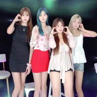 YC-111 的個人資料圖片