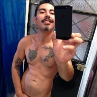 Parejafist@xh's Profile Pic