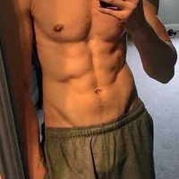 Nikolaxl's Profile Pic