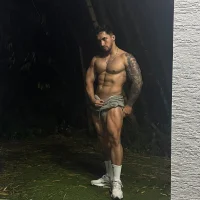 Brad_Summer Gambar Avatar