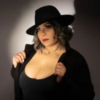 isabella_horney_'s Avatar Pic