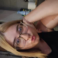 brittbrat1998's Profile Pic