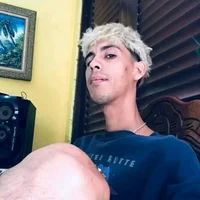 lipGan22's Profile Pic