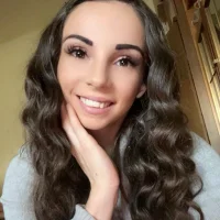 Jolee_Love18's Profile Pic