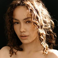 รูปโปรไฟล์ของ branchwithflowerss