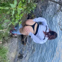 YoungMiss03's Profile Pic
