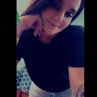 Queen_Bee92's Avatar Pic