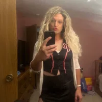 ashlynnxxxwilliams's Profile Pic