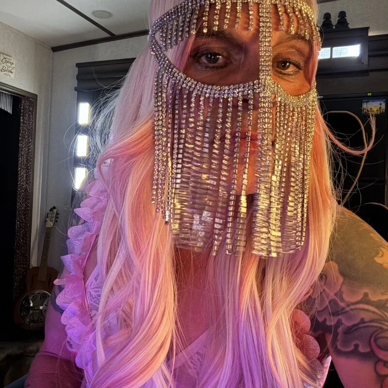 Scarlet-In-Pink profile photo
