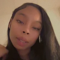 prettylilthang3's Profile Pic