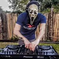 รูปโปรไฟล์ของ INsaneDJ2