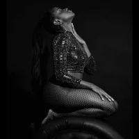 Ananya_Kay01's Avatar Pic