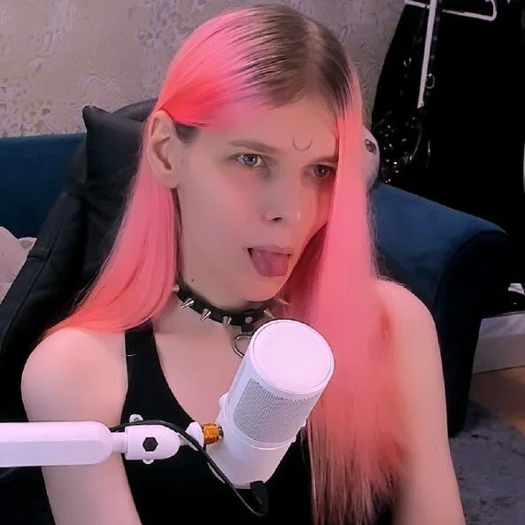 LunaPink69 profile photo