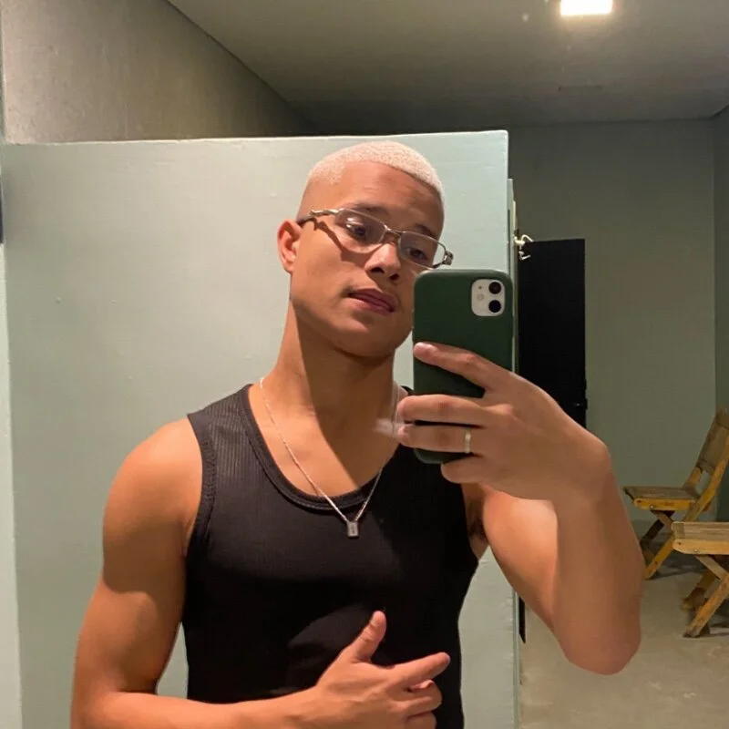 lucasnovinho0111 profile photo