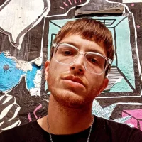 Dopeanddiamonds' Avatar Pic