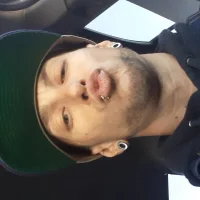 22sexytwinn Offline chat-huone