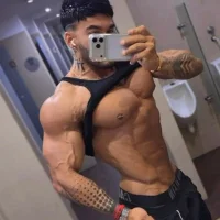 תמונת פרופיל של Logan_Roux
