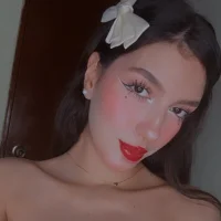 Avatar obrázek Emily-hottson