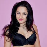 AmandaClara's Avatar Photo