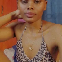 Ảnh Đại Diện Queen_petite_