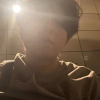 Slika avatara modela xiaojiege9