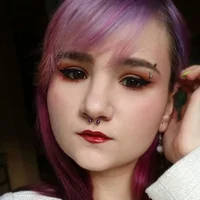 LynetBurge's Profile Pic