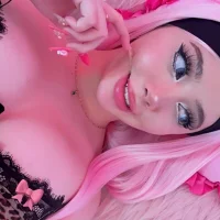 royaledoll's Avatar Photo