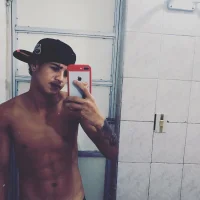 ZADQUIELHOT live webcam