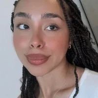 isagoddss's Profile Pic