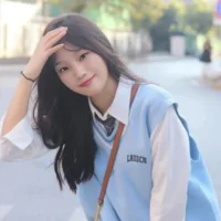 HugByHue's Profile Pic