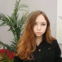 christina_adams's Profile Pic