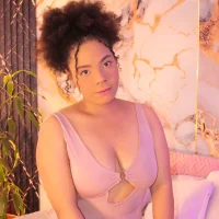 รูปโปรไฟล ์ของ Mia_Tainara