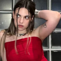 Lara_Somermilly: δωμάτιο συνομιλίας εκτός σύνδεσης