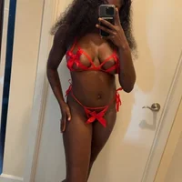 bratty_gamer_girl's Profile Pic