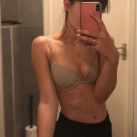 صورة الملف الشخصي لـ EllaMae691