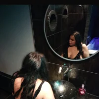 mercedesmiracles's Profile Pic