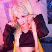 Kira--: изображение аватарки